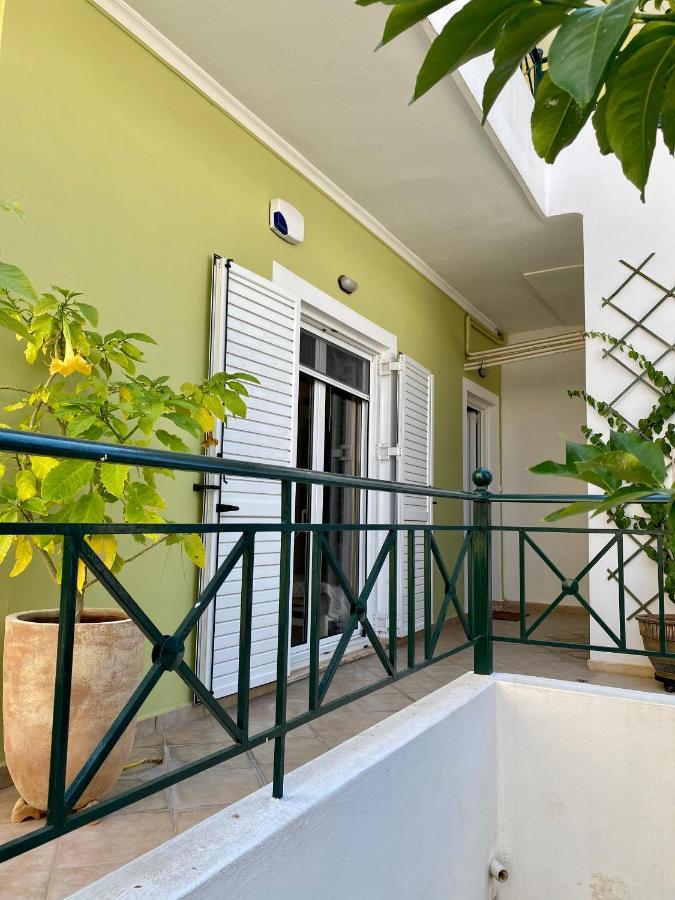 Dimitris Place Near Athens Airport Koropion Exteriör bild